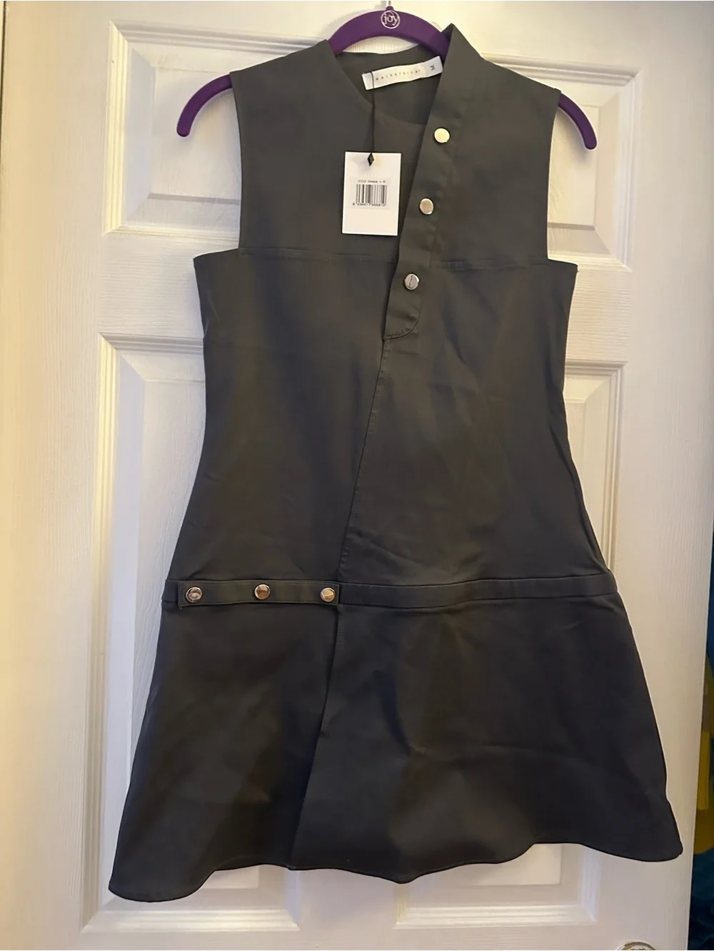 Sleeveless Black Mini Dress with Snap-Button Detail - Picture 5 of 5